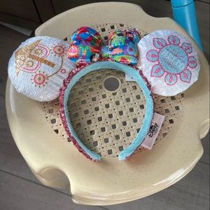 Small world Minnie ears